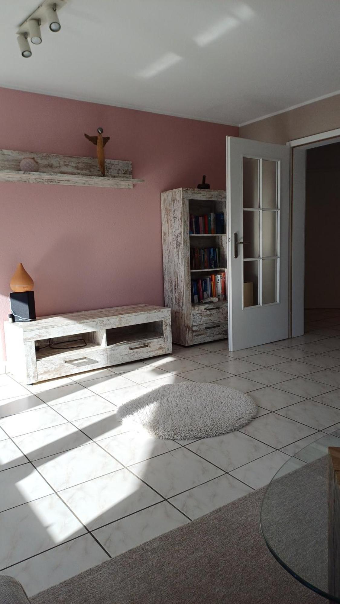 Helle Schoene Dachgeschosswohnung Mit Balkon Щоках Екстериор снимка