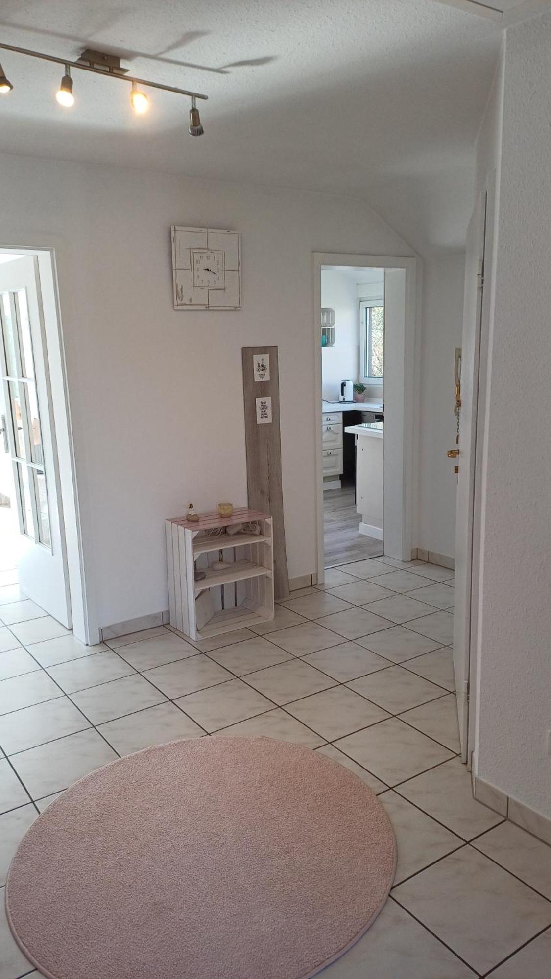 Helle Schoene Dachgeschosswohnung Mit Balkon Щоках Екстериор снимка